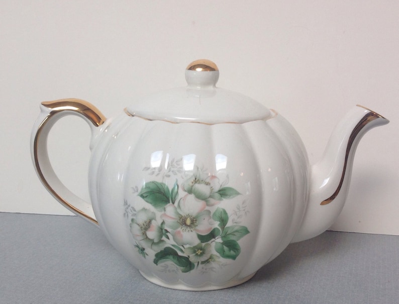 vintage teapot by Gibson