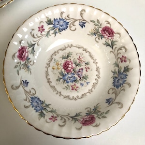 Vintage Paragon Chatelaine fine bone china bowl