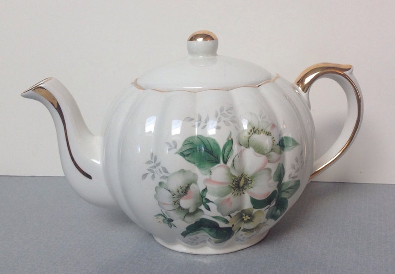 vintage teapot by Gibson