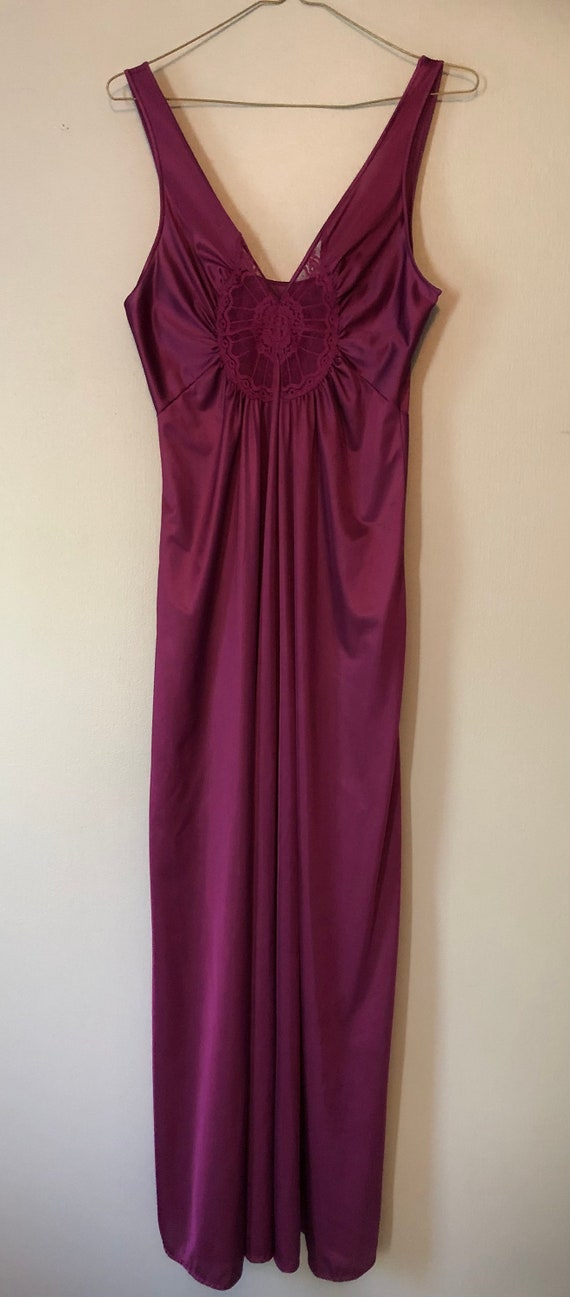 Vintage Kayser nightgown/purple lingerie/nylon sleepw… - Gem