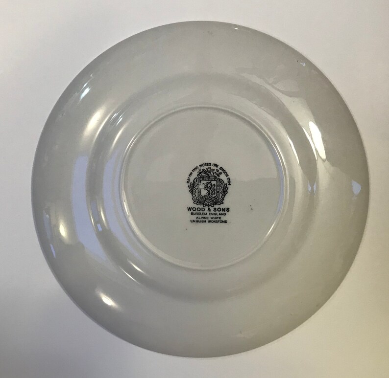 Canada collectors plateVintage Wood /& SonsEnglish Ironstone