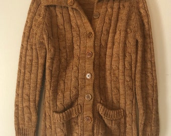 Vintage cable knit acrylic cardigan with pockets