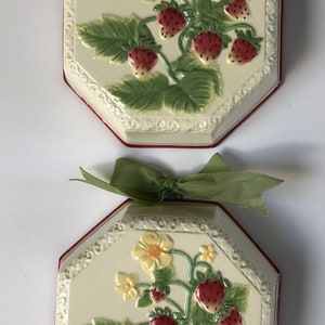 Vintage Avon sweet country harvest decorative mold
