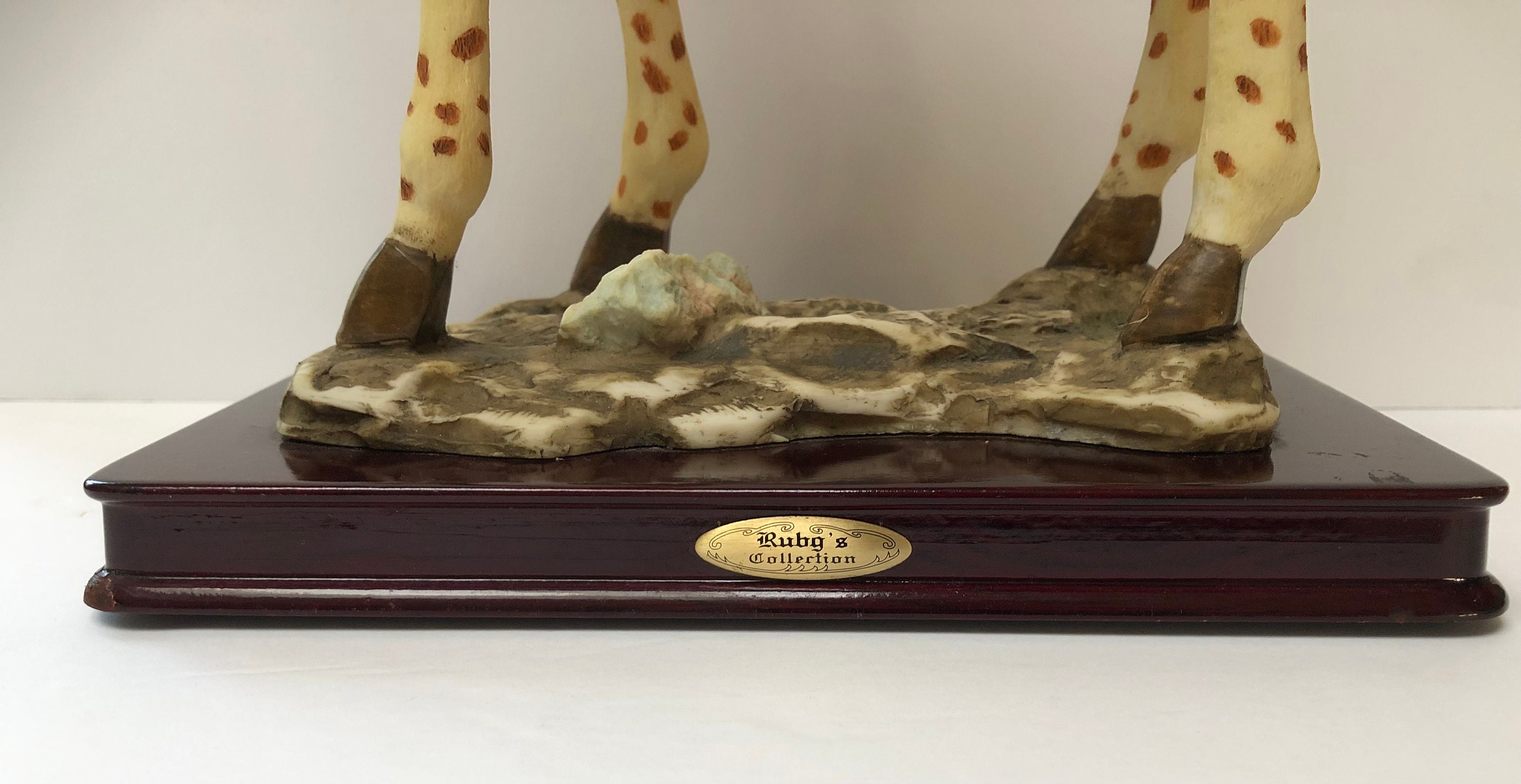 Vintage Resin Giraffe on Wood Base,ruby's Collection,giraffe