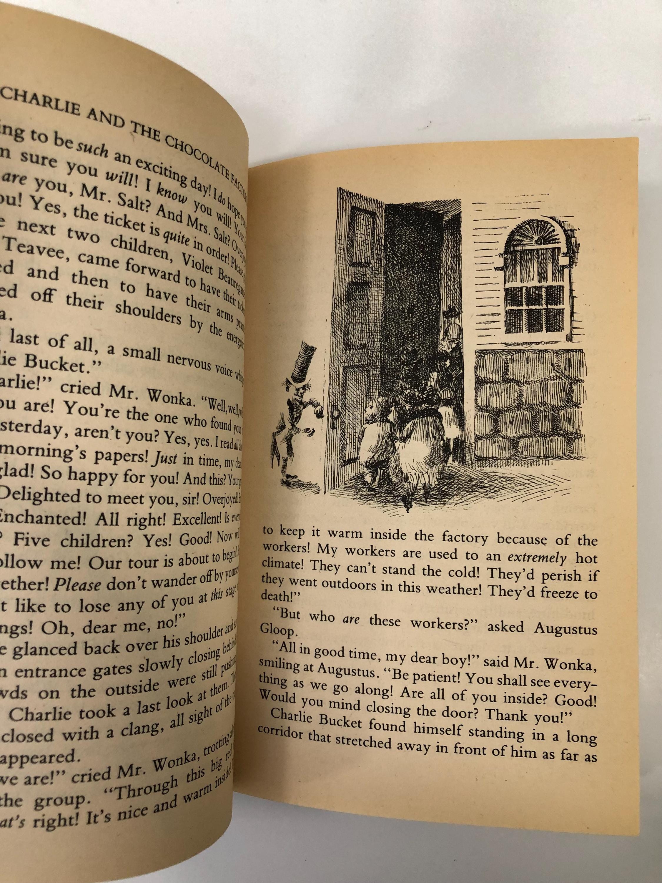 ❤️ チャーリー 　洋書　古書　ビンテージ Vintage Charlie and the Chocolate Factory Children's Book - Etsy