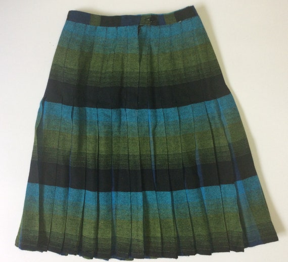 Vintage reversible plaid pleated wool skirt - image 2