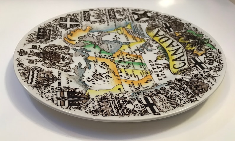 Canada collectors plateVintage Wood /& SonsEnglish Ironstone