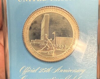united nations .925 25th anniversary commemorative medal