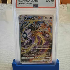 Puede incluir: Un juego de tres tazas de cer&aacute;mica con un acabado mate moteado. Las tazas son en tonos crema, gris claro y gris oscuro. Cada taza tiene un dise&ntilde;o simple y minimalista y un asa redondeada. Para caf&eacute; o t&eacute;.