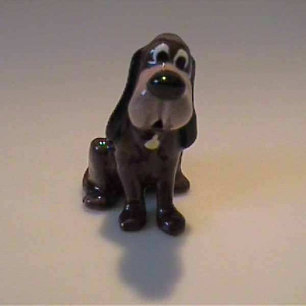 Miniature vintage 1955 Hagen Renaker Disneyland « Trusty » le chien de La dame et le clochard