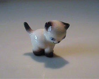 Vintage Hagen Renaker Miniature Spilled Milk and Two Siamese