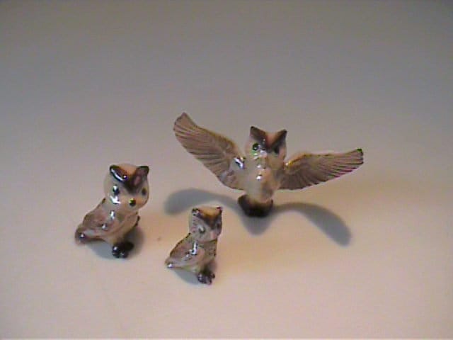 Vintage 1960's miniature Hagen Renaker owl family