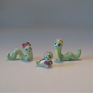 Vintage Josef Originals miniature family of worms - Japan