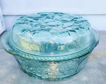 Libbey Orchard Fruit Green 3 Quart Covered Casserole Thick Pressed Glass 11" Diameter  by 5.25" Tall Mint Condition