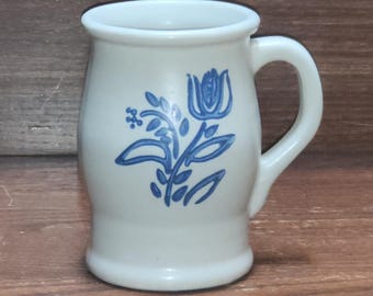 SET OF THREE Pfaltzgraff Yorktowne Mugs in Mint Condition 4.5" Tall, Approximately 8 Oz