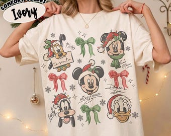 Camiseta navideña retro de Mickey y sus amigos de Comfort Colors, camiseta de luces navideñas de Disney, camiseta de la fiesta navideña de Mickey 2026