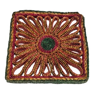 Vintage Wicker Straw Hot Pad Trivet Woven Rattan Raffia Pot Holder 7" Flower