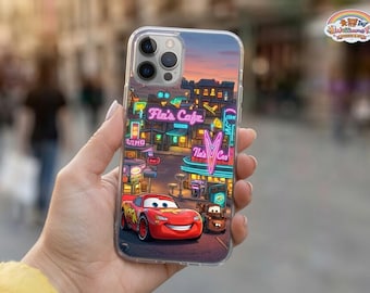 Etui na telefon z motywem Złomka z filmu Auta Zygzak McQueen, etui na iPhone'a z motywem Chłodnicy Górskiej, prezent z filmu Pixar dla syna i córki, etui ochronne z motywem Auta
