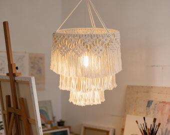 Handgemachter abgestufter Quasten-Lampenschirm aus Makramee | Boho Wohndekor | Nachdenkliche Housewarming & Hochzeitsgeschenk
