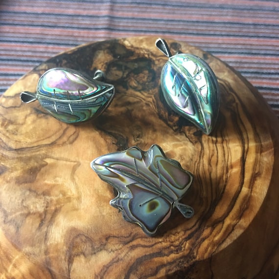 Vintage abalone leaf set with brooch made in Mexi… - image 1