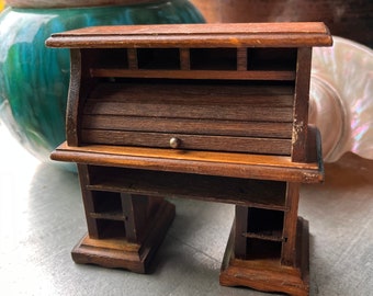 desk for a dollhouse with extras