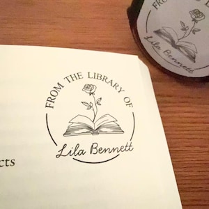 Sello de tinta personalizado, sello en relieve para libros, regalo para lectores de libros, sello de tinta personalizado, regalo para lectores, regalo personalizado para amantes de los libros.