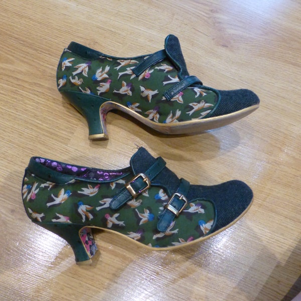 Vintage Mutiny by IRREGULAR CHOICE Maryjane bird woman green shoes EU 38, uk 5, us 7, birds, wool upper part,