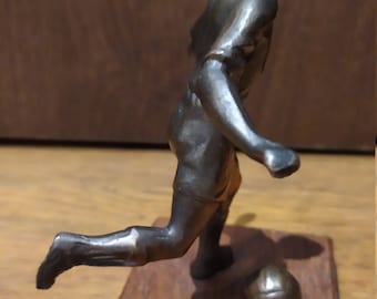 Bronze Figure Figurine Football Player Boy Man Vintage bronze sculpture made around 1989,football, soccer award, perfect condition,free post