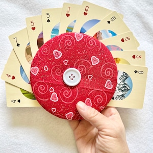 Handmade Red Playing Card Holder – Lightweight, Cushioned & Perfect for Comfortable Gameplay