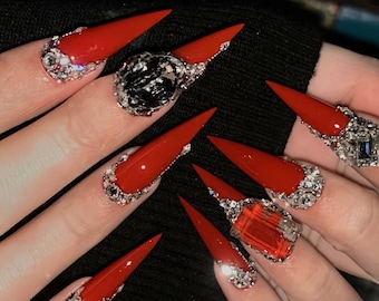 Uñas postizas XL rojas estilo stiletto / Set de uñas de vampiro glamuroso cromado hecho a mano