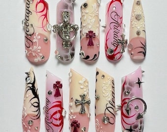 Uñas postizas rosas estilo Y2K, uñas góticas coquetas, uñas con dije de cruz, puntas francesas de gel 3D, uñas postizas de lujo con brillo, juego de uñas personalizado hecho a mano
