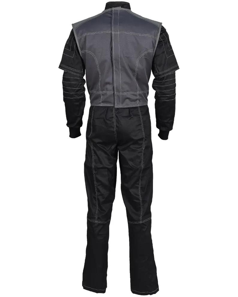 Puede incluir: Un juego de tres tazas de cer&aacute;mica con un acabado mate moteado. Las tazas son en tonos crema, gris claro y gris oscuro. Cada taza tiene un dise&ntilde;o simple y moderno y un asa redondeada.