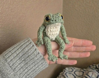 Frog Crochet Pattern | Frog Amigurumi Pattern | Beginner Friendly (English Only)