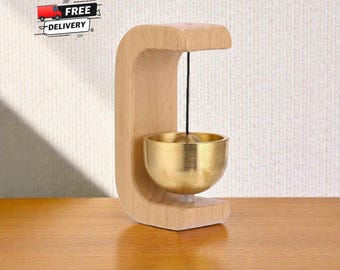 Campana de viento rústica de madera para colgar en la puerta, el patio o el balcón.