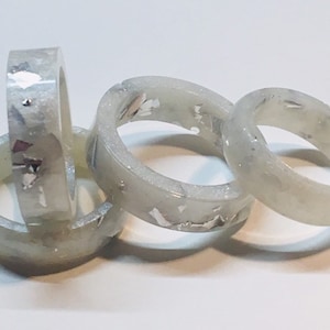 White & Silver Resin Ring-Pearlized white resin ring with silver flakes, flat or rounded, perfect gift!