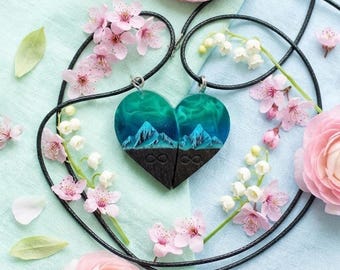 Handmade Epoxy Resin Heart Pendant Necklace – Mountain Landscape Wood & Resin Jewelry – Couple Matching Necklace Set – Romantic Gift For Her