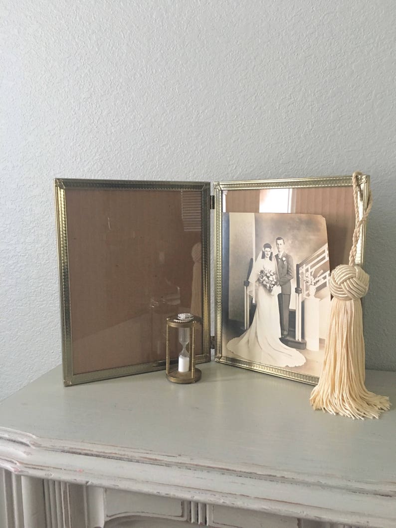 Vintage Picture Frames 8x10 Double Hinged In Lovely Gold Toned Metal With Art Deco Antique Filigree Wedding Table Decor Display Shabby