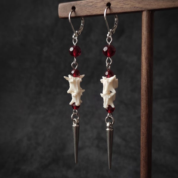 Echte Schlangenknochen & Spike Ohrringe | Vampir Gothic Roter Kristall Schmuck | Schlangenknochen Baumeln | Echter Knochenschmuck
