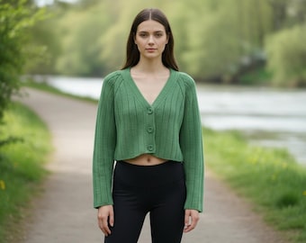 Cropped Cardigan Strickanleitung PDF Gerippter V-Ausschnitt Top Down Sweater