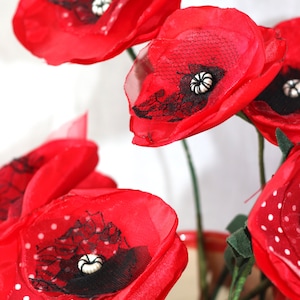 Fabric Poppy Tutorial, PDF. Learn to make your own fabric flowers