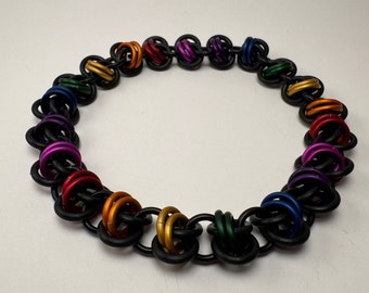 Chainmaille Stretchy Barrels Bracelet in Anodized Aluminum and EPDM Rubber