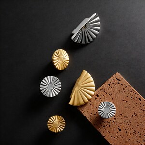 Brass Chrome Round Half-Moon Cabinet Knob, Floral Pattern Drawer Pull