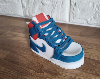 Edible Nike Jordan Style Trainers, cake topper decorations, vegan, fully customisable