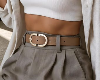 Women's Leather Belt with Gold Oval Buckle – Minimalist Waist Accessory