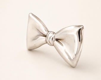Gargantilla de plata de ley con lazo, collar llamativo de plata, collar con lazo escultural, joyería vintage moderna.