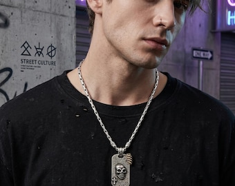 Vintage Heavy Hip Hop Skull Necklace,Gothic Skull Pendant Necklace,Men's Streetwear Pendant,Cyberpunk Skull Chain, Dark Academia Jewelry