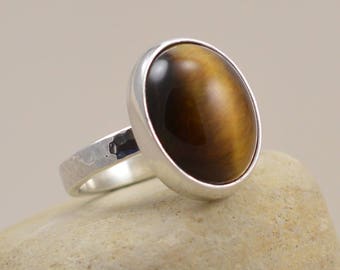 Tiger Eye Ring - Size 6.5 - Cat's Eye Oval Cabochon - Sterling Silver