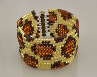 Leopard Pattern Beadwork Cuff - Size 8 Glass Seed Beads - Ndebele Stitch