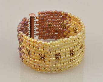 Ombré Beadwork Bracelet - Ndebele Stitch - Glass Seed Bead Cuff