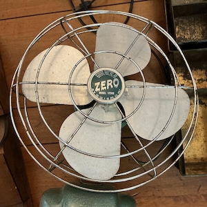 50年代、ZERO モデル 1250R 卓上扇風機 グリーン色アンティーク Zero Fan Model 1250r - Etsy